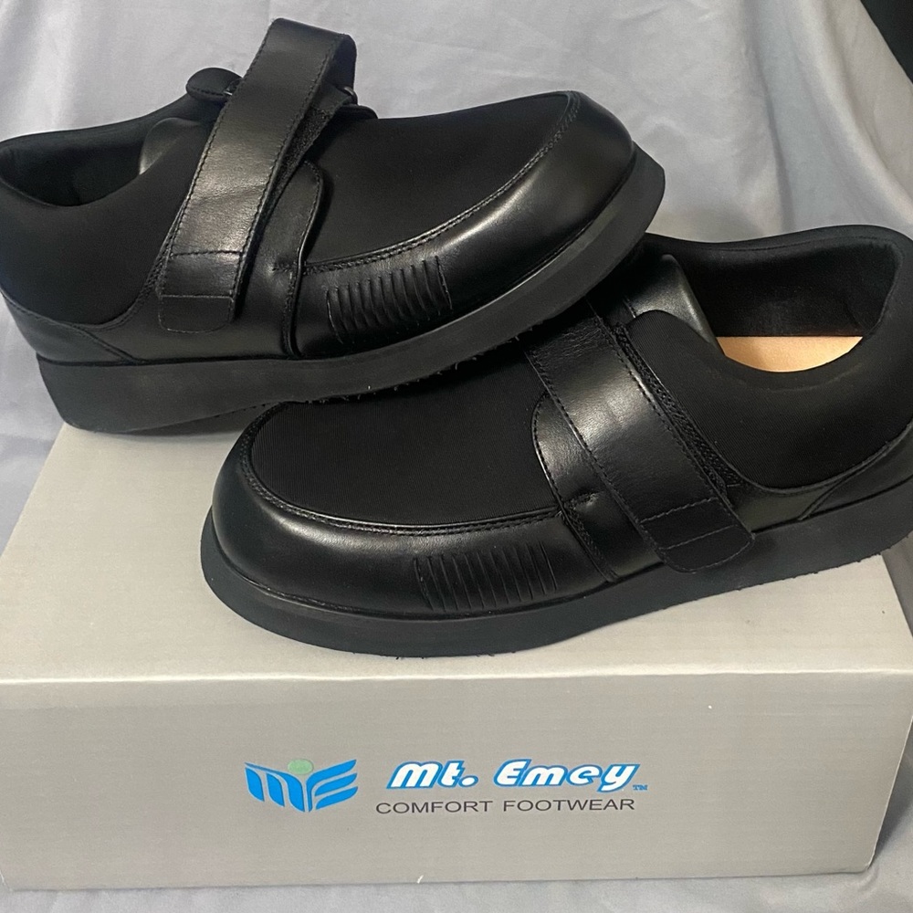 Apis Mt. Emey Men’s Bunion Edema Shoes 728-E-D BLK Size 10 Hook & Loop Casual